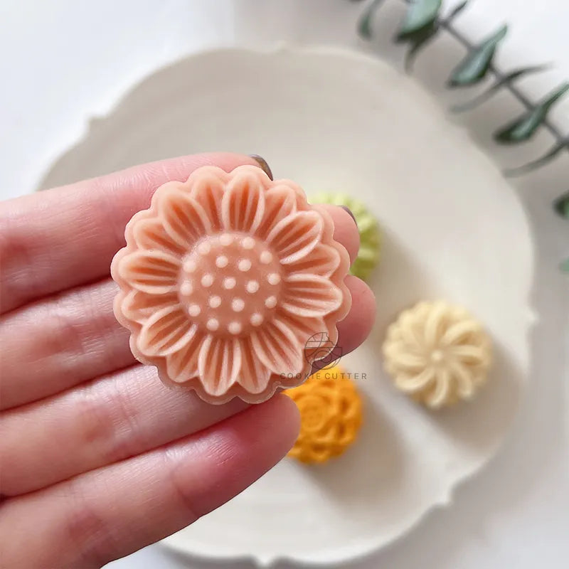 Mini Flower Moon Cakes